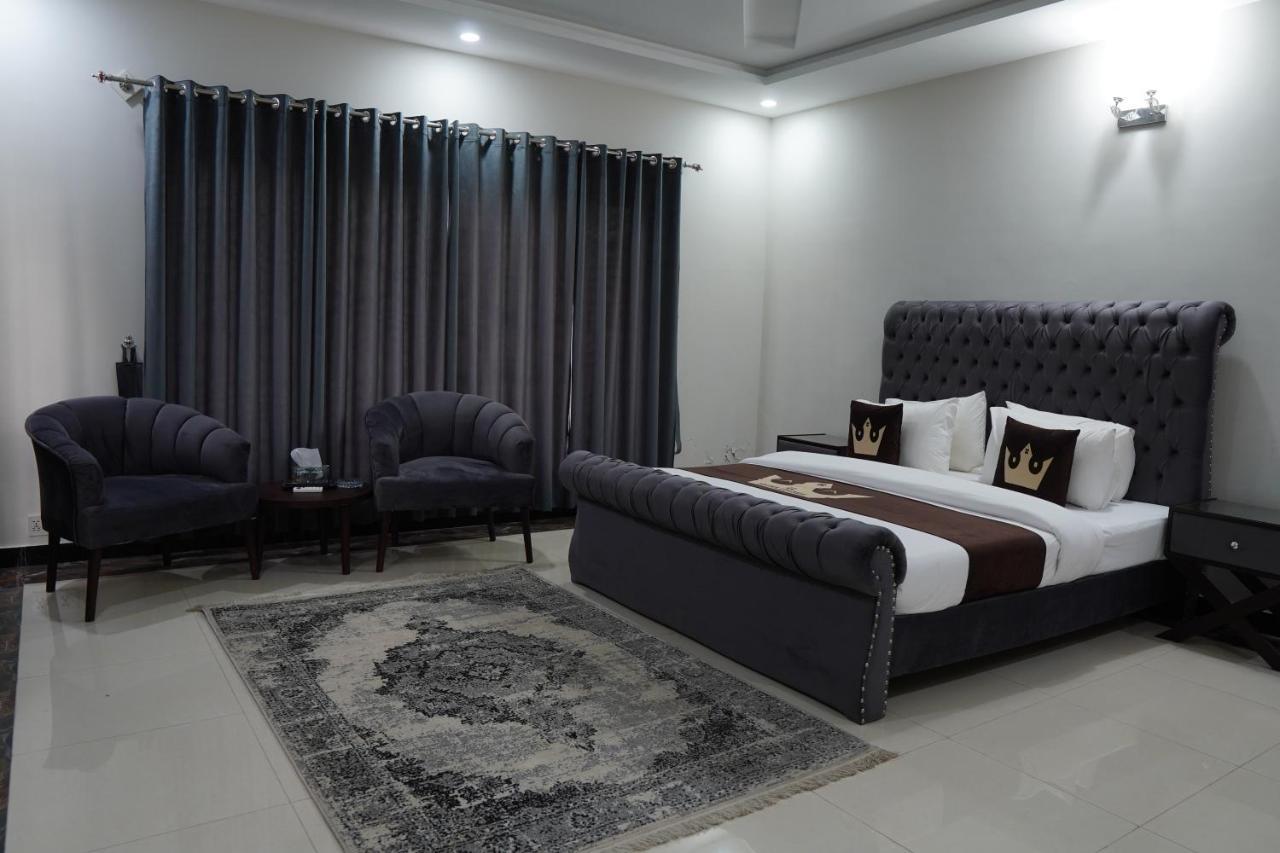Grand Royal Bed & Breakfast Islamabad Exterior photo