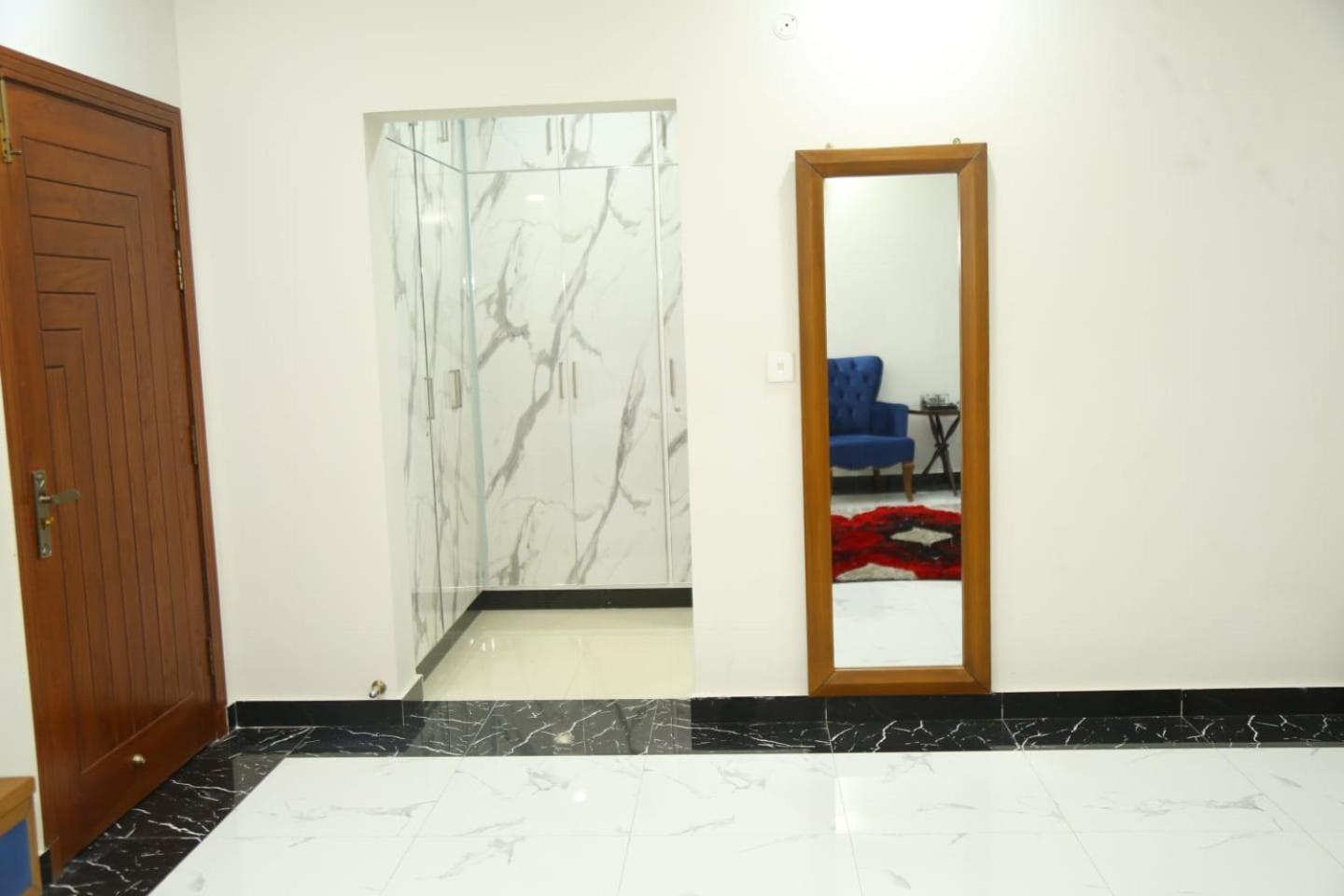 Grand Royal Bed & Breakfast Islamabad Exterior photo