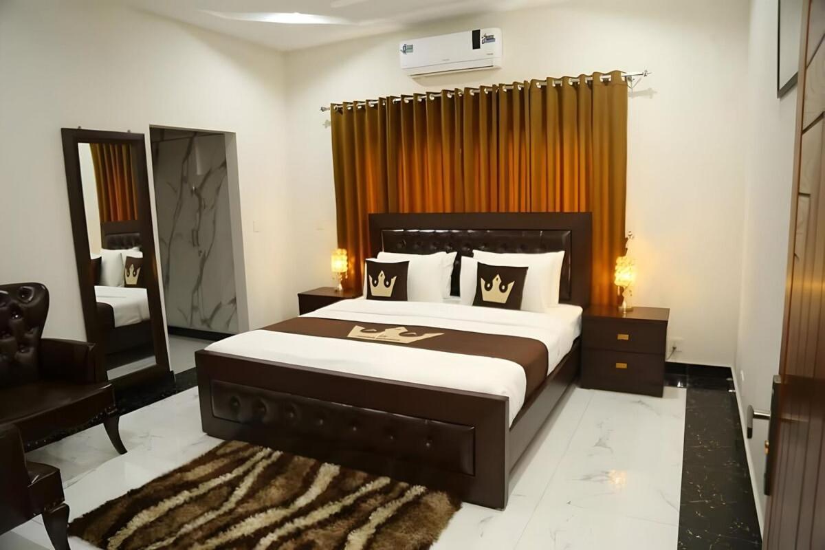 Grand Royal Bed & Breakfast Islamabad Exterior photo