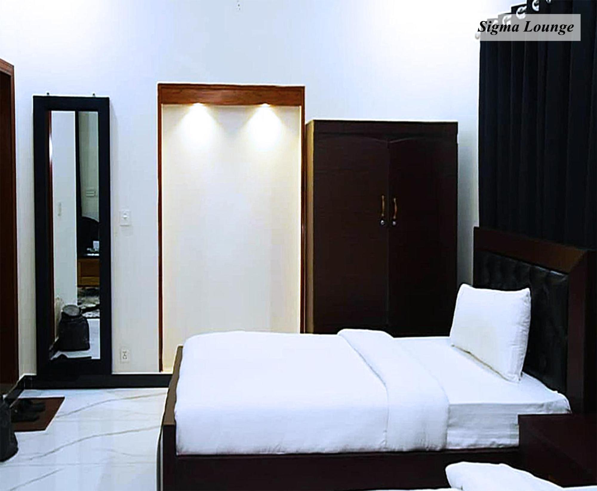 Grand Royal Bed & Breakfast Islamabad Exterior photo